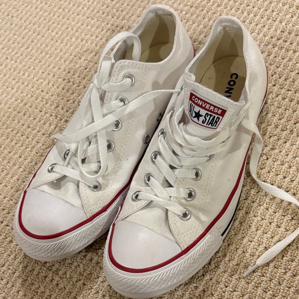Converse All Star White Canvas Sneakers Size 9 Low Top New condition